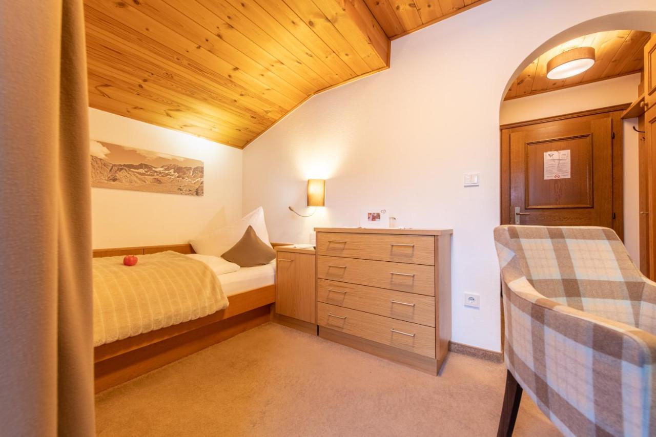 Garni Hotel Platzer Бургузио Экстерьер фото